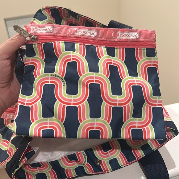 LeSportsac Molly Rollerderby Handheld Tote Bag - New Condition - Picture 8 of 10